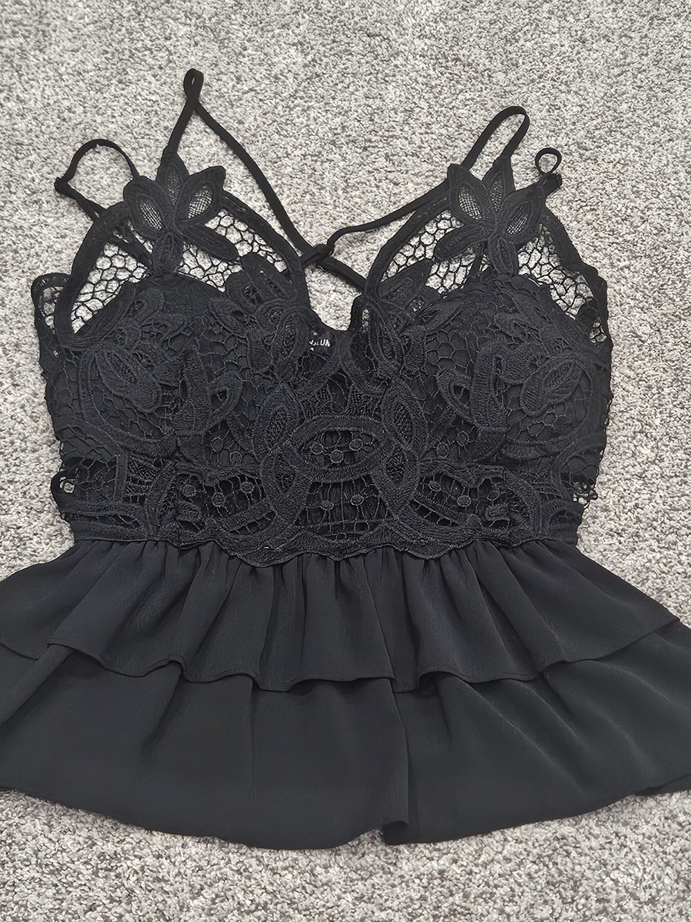 Lulumari Black Lace Floral Peplum Cami